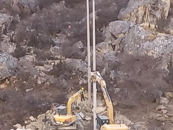 1765157872603470.jpg 318a5bf5fe8e6a61636fa8dd9d04f40.jpg